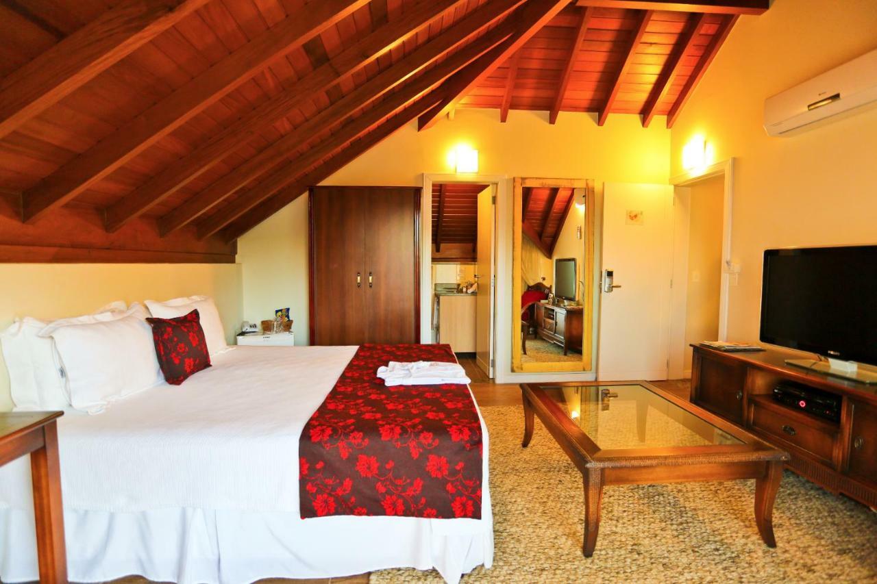 Estaleiro Guest House บัลเนอาริโอ กังโบริว ภายนอก รูปภาพ